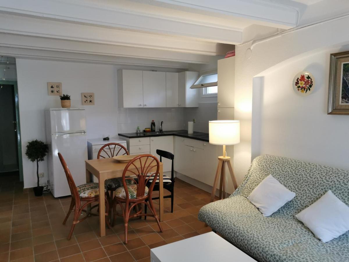 Cozy Apartment 30 Steps From The Ocean Palafrugell Buitenkant foto